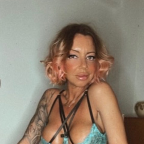 arielle333 onlyfans leaked picture 1