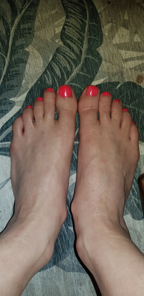 artofmyfeet onlyfans leaked picture 1