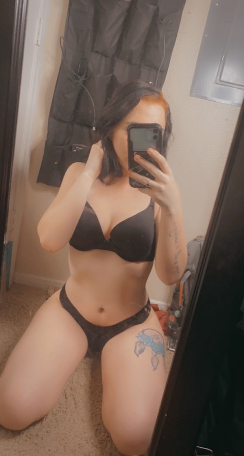 babycakezbunny onlyfans leaked picture 1