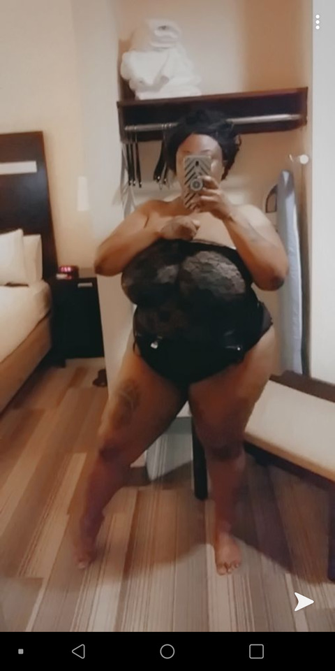 caramel_thickness onlyfans leaked picture 1