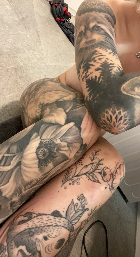 crazyinked97 onlyfans leaked picture 1