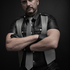 View englishleathermaster OnlyFans videos and photos for free 

 profile picture