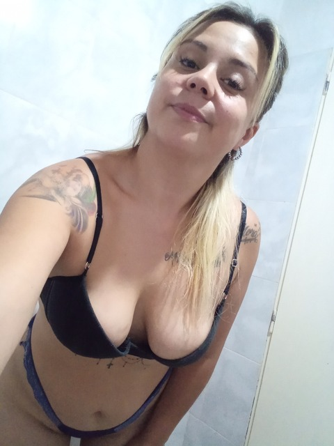 gabita_xxx onlyfans leaked picture 1