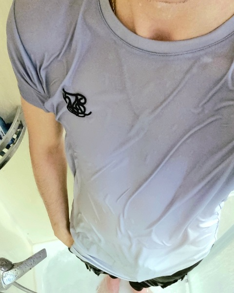 get_messy_wet onlyfans leaked picture 1