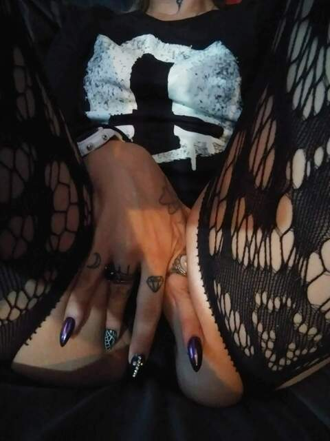 ghoulgiirl onlyfans leaked picture 1