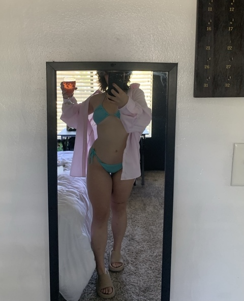 girlnxtdor1 onlyfans leaked picture 1