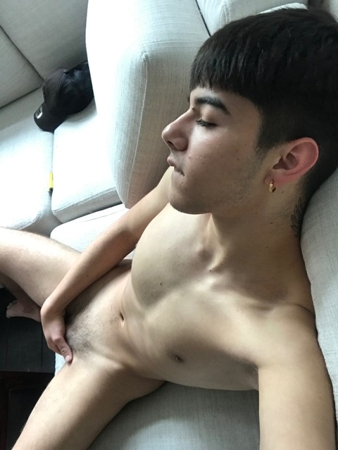 javieervgg onlyfans leaked picture 1