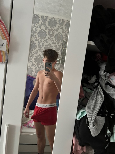 johnsonlogan949 onlyfans leaked picture 1