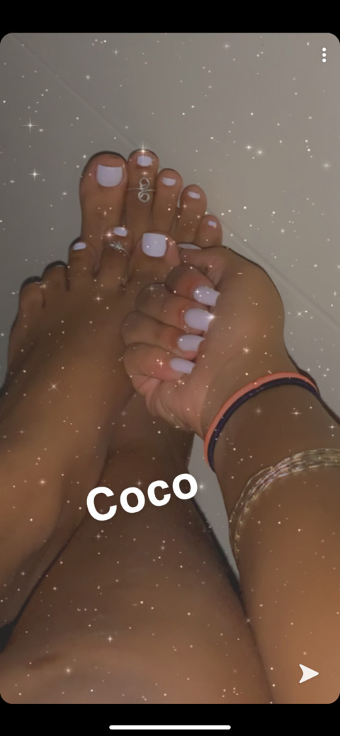 latinaprettytoes onlyfans leaked picture 1