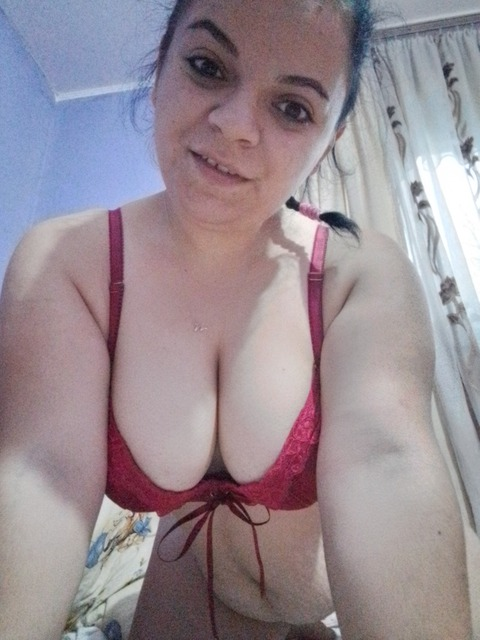 laviniagabriela21 onlyfans leaked picture 1