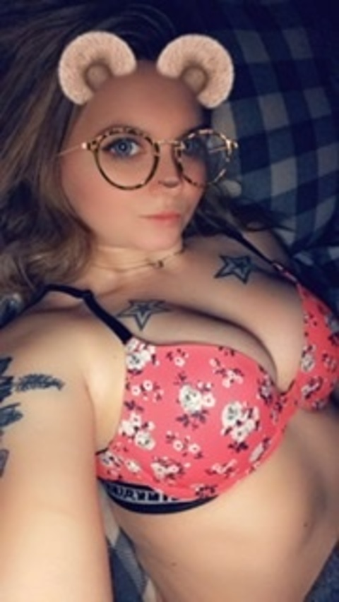 legallybrunette1192 onlyfans leaked picture 1