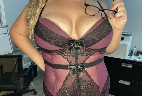 lilsmirkvip onlyfans leaked picture 1