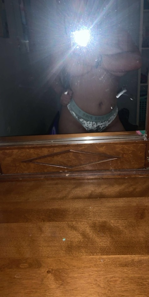 linabaeby20 onlyfans leaked picture 1