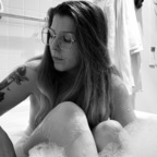 lolaversailles (Lola Versailles) free OnlyFans Leaked Videos and Pictures 

 profile picture