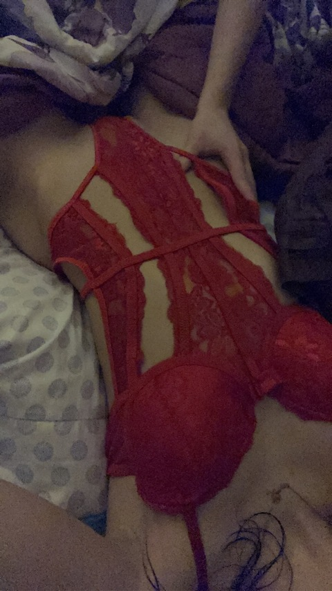 luhbbyash onlyfans leaked picture 1