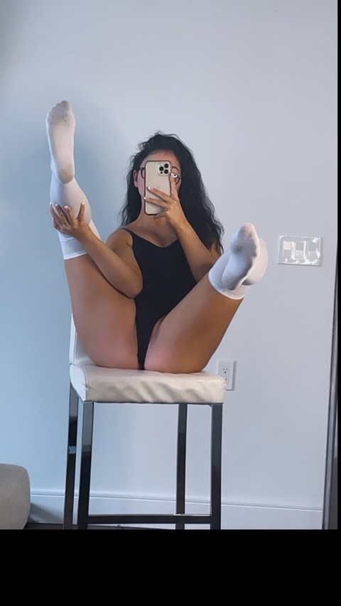 meowsarah onlyfans leaked picture 1