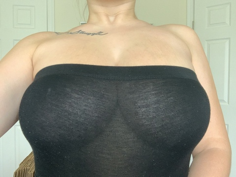 mollywhit3 onlyfans leaked picture 1