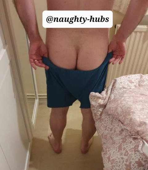 naughty-hubs onlyfans leaked picture 1