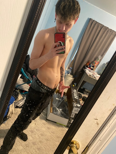onlyeighteen onlyfans leaked picture 1