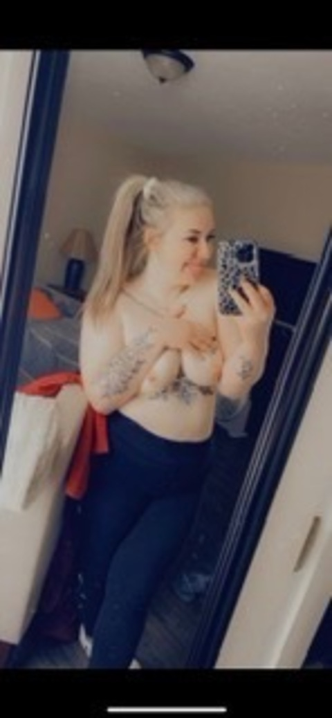 peachyyy97 onlyfans leaked picture 1