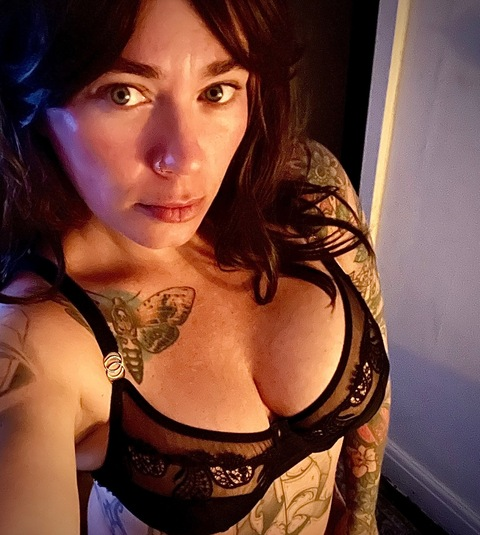 queenlilithxxx onlyfans leaked picture 1