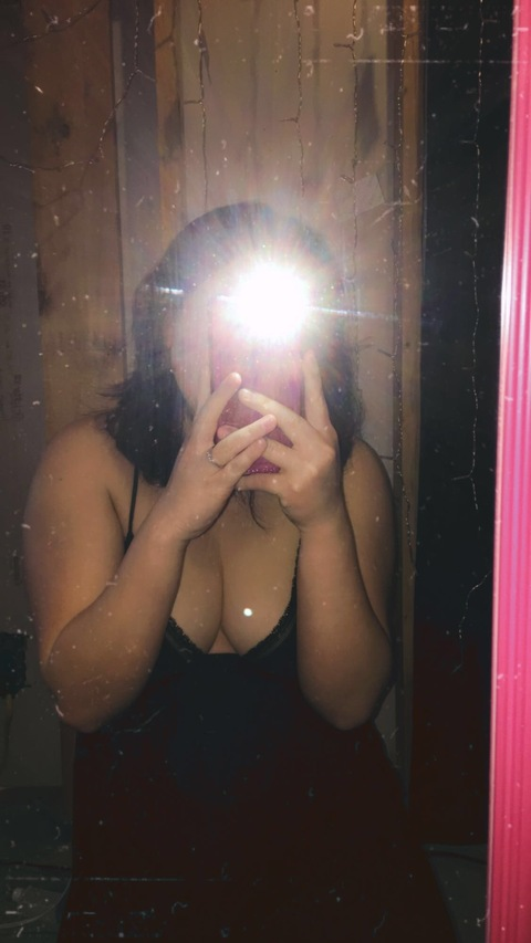 rachel.lo20 onlyfans leaked picture 1