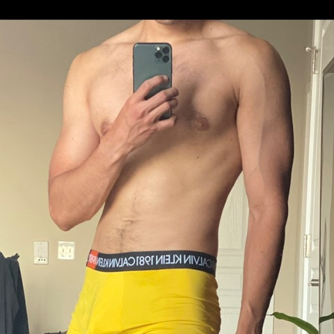 robrgb onlyfans leaked picture 1