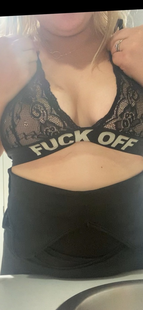 sassyassashleyfree onlyfans leaked picture 1