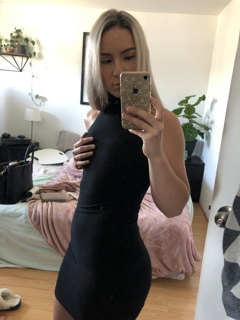 scotti-rae onlyfans leaked picture 1