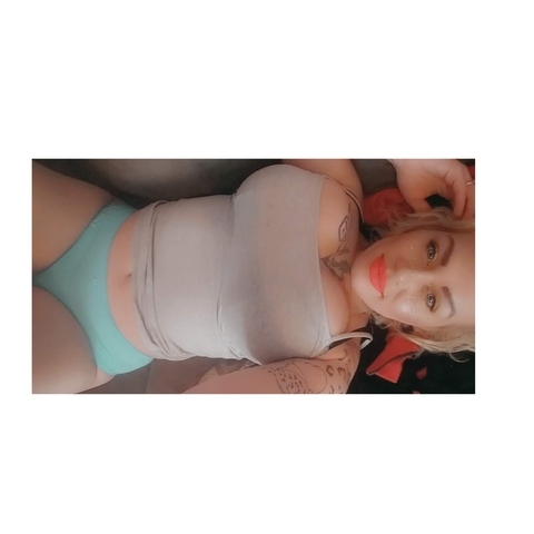 tattedqueen28 onlyfans leaked picture 1
