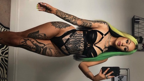 tattoobabiii onlyfans leaked picture 1