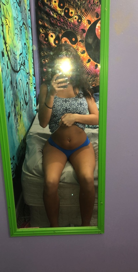 taybabyy2 onlyfans leaked picture 1