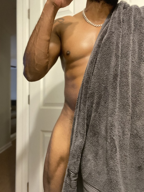 u90402778 onlyfans leaked picture 1