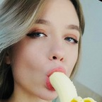 whoisellie (Ellie Berger) OnlyFans content 

 profile picture